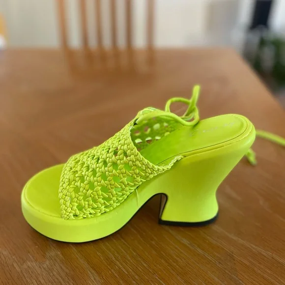 NEW Circus by Sam Edelman Women 8 Wasabi  Heeled Sandals Neon Green Retro Groove - Picture 7 of 9